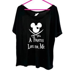 Bella Canvas Size Medium Short Sleeve T-Shirt Tee Top Blouse Disney Pirates
